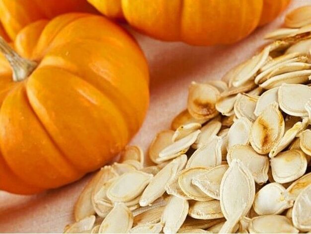 Las semillas de calabaza son un remedio popular seguro para los parásitos.